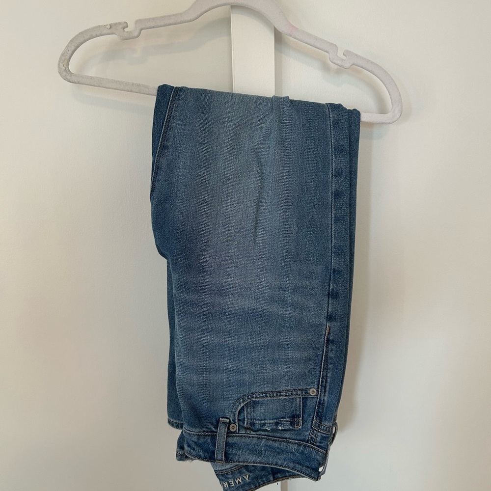 American Eagle Outfitters Light Blue Denim Jeans